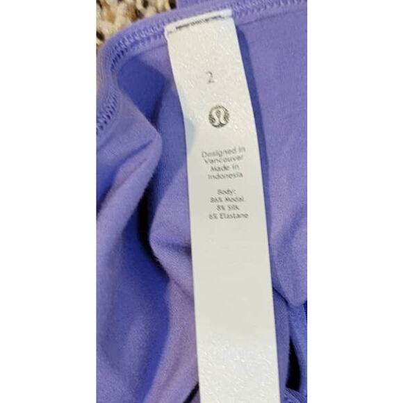 Lululemon Tank Top Womens Size 2 Yoga Pilates Workout Active Shirt Athletic NWT - Picture 7 of 8